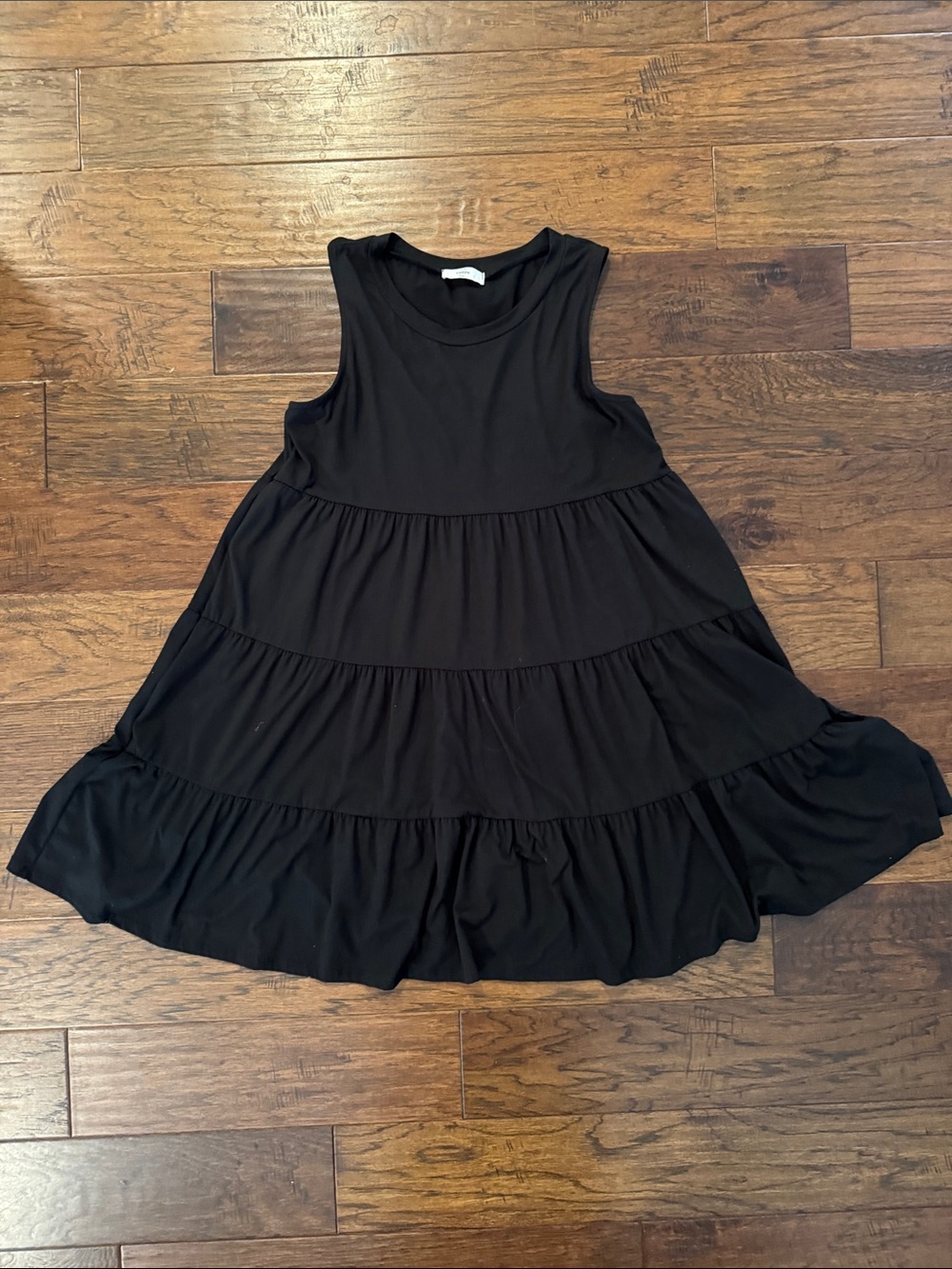 Women’s Sleeveless Tiered Black Dress